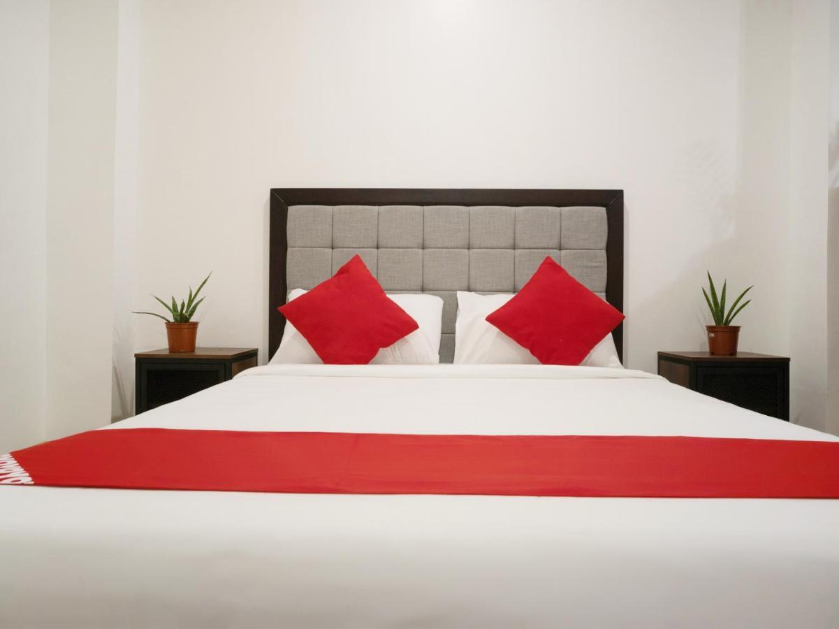 Oyo 150 Davao Airport View Hotel ภายนอก รูปภาพ
