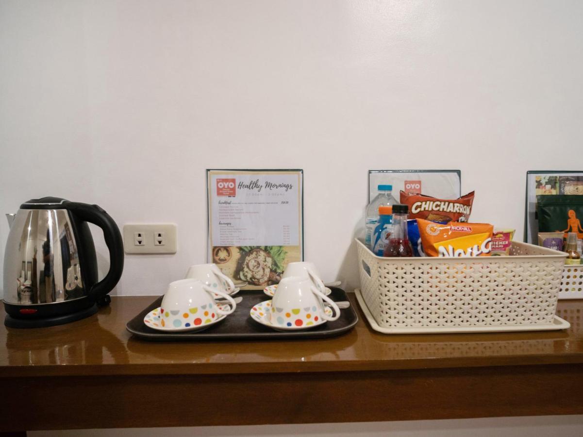 Oyo 150 Davao Airport View Hotel ภายนอก รูปภาพ